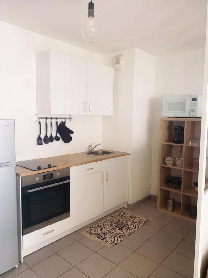 Lac Rose - Parking, Metro, Jusqu'a 4 Personnes Marseilles