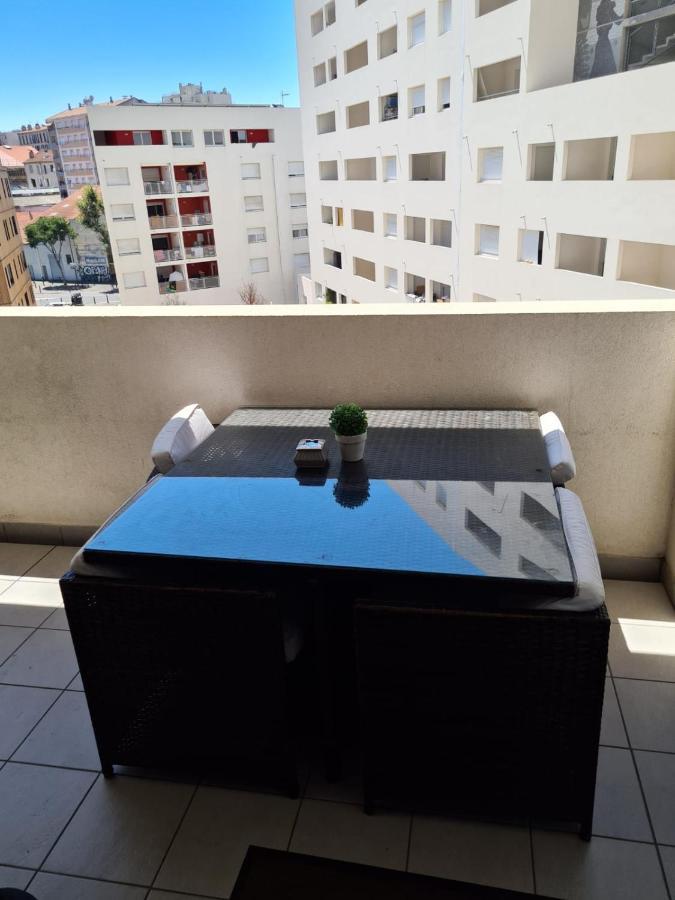 Lac Rose - Parking, Metro, Jusqu'a 4 Personnes Marseilles